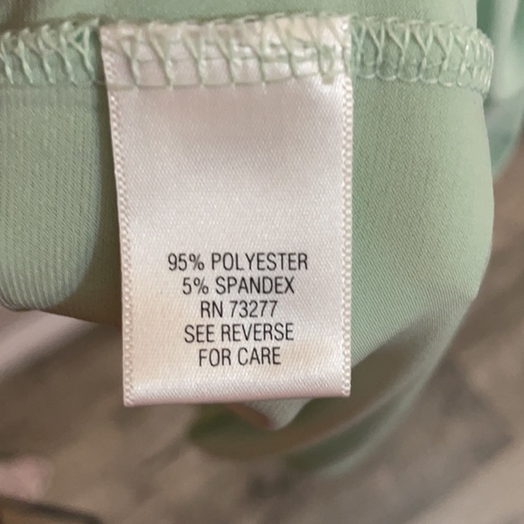 Mint green blouse - Picture 5 of 5